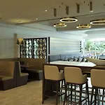 里斯本万豪酒店 4*
