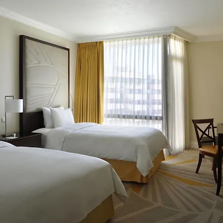 Marriott מלון 4*