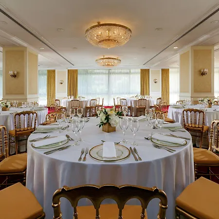 Marriott Отель 4*